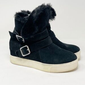 J/SLIDES Women’s Black Faux Fur Lined Winter Ankle Buckle Booties Size 8